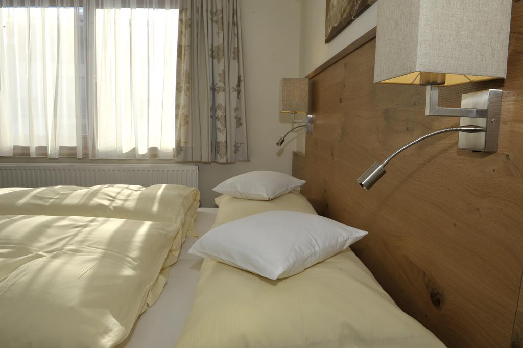 Edelweiss Apartments Schladming Kamer foto